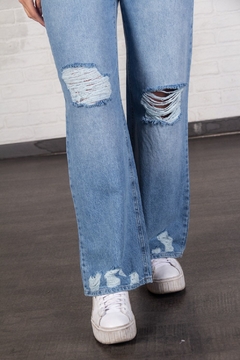 Recto California Roturas - JM2201 - VOV JEANS
