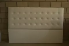 Respaldo de Cama Panel Cuadriculado con Costura
