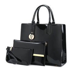 Bolsa Feminina Lucy na internet