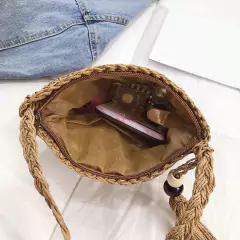 Bolsa Feminina Ayla na internet