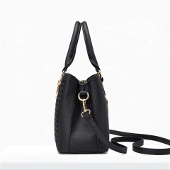 Bolsa Feminina Stella na internet
