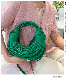 Bolsa Feminina Fiorella na internet