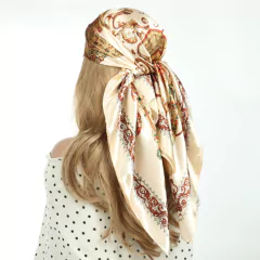 Lenço Feminino Flora - Bella Rosa Store - Loja online - Moda feminina