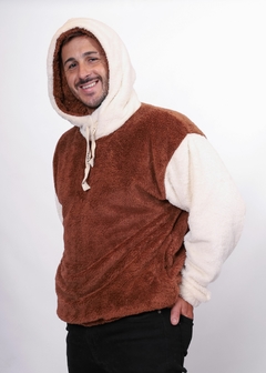 Buzo Canguro Marron Claro con Tiza