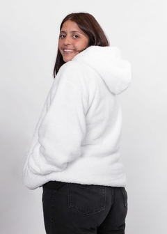 Buzo canguro Blanco - Aoni Design Mayorista