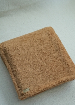 Manta Camel Oscuro - comprar online
