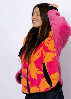 CAMPERA CORDERITO GARDENIA FUCSIA en internet