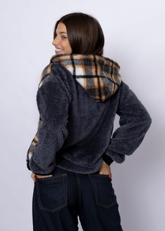 CAMPERA CORDERITO INGLES GRIS en internet