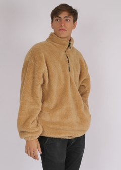 Buzo Polo Beige Camel - comprar online