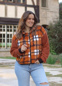 CAMPERA CORDERITO INGLES LADRILLO - Aoni Design Mayorista
