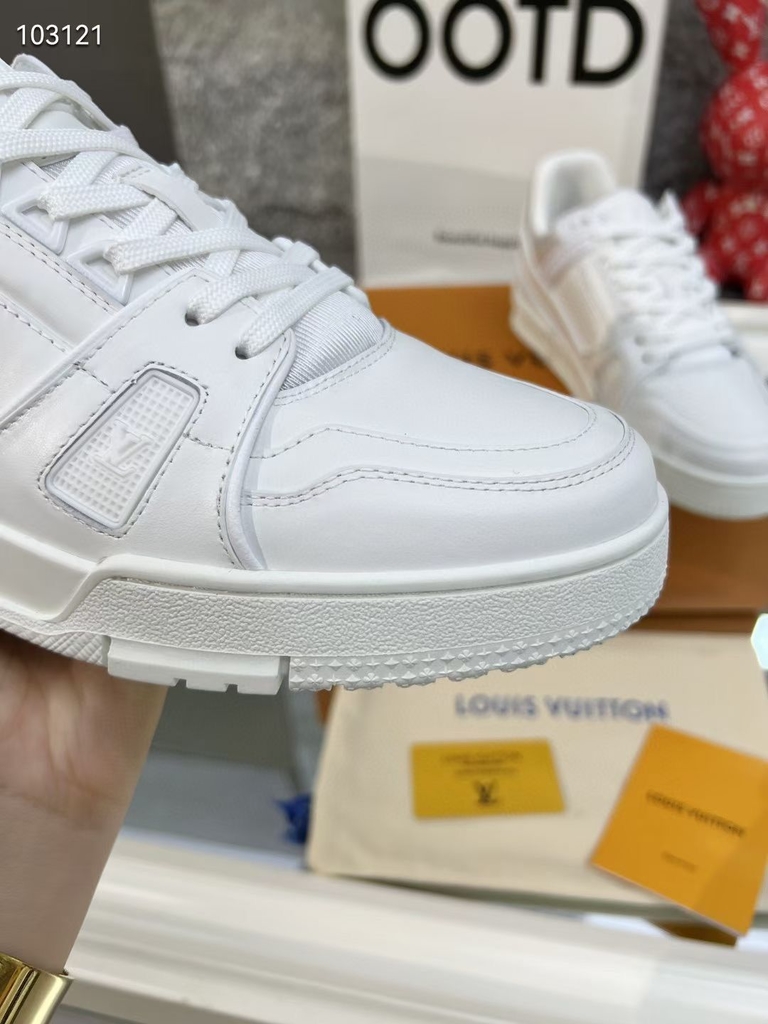 On Feet -Unbxoing Louis Vuitton LV Trainer Maxi Unboxing and