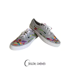 TENIS DE AGUJETA COLOR GRIS NUMERO 24 - comprar en línea