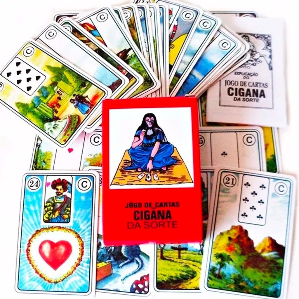 Joga-se cartas ciganas e buzios