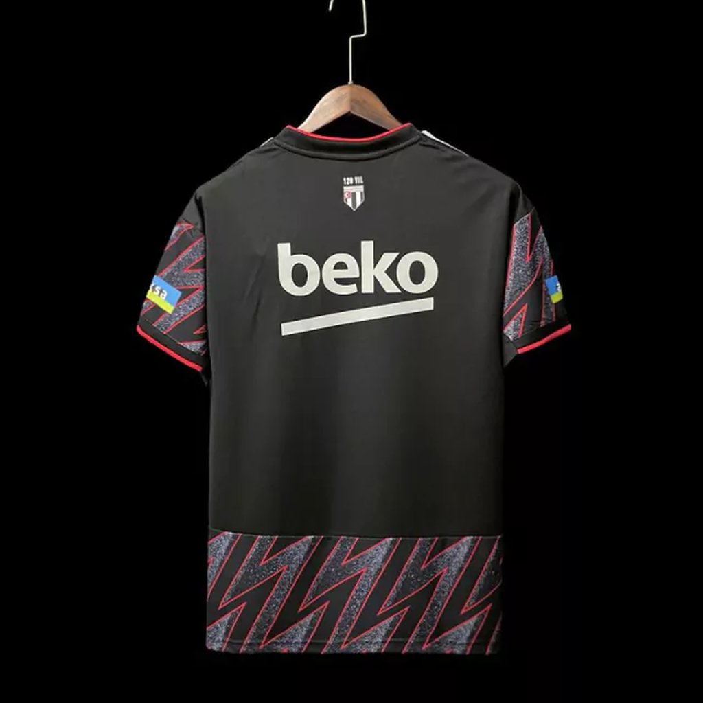 Camisa Besiktas Away 22/23 disponível no Espaço dos Mantos