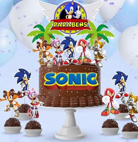 Bolos e Docinhos para Uberlândia e Região: Bolo com cobertura de chantili  com decoração topper dos personagens do jogo Sonic