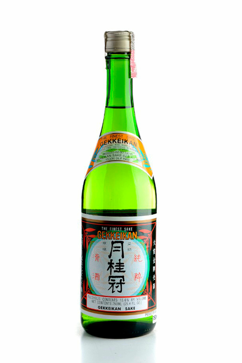 Saquê Azuma Kirin Soft Seco 740ml - Super Adega