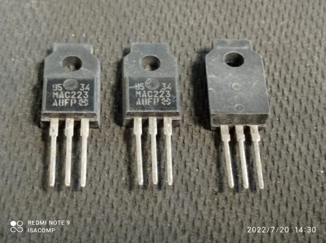 Triac AIS25CH60 25A 600V TO-220