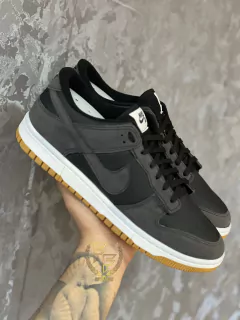 Tênis Nike Dunk – Preto e branco