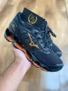 Tênis Mizuno Wave Prophecy 9 – Preto e Laranja