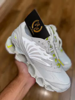 Tênis Mizuno Wave Prophecy Futur – Branco e Verde