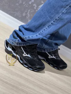 Tênis Mizuno Wave Prophecy 11s - Preto e cinza