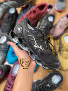 Tênis Mizuno Wave Prophecy 9 – Preto e Cinza