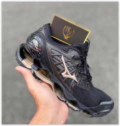 Tênis Mizuno Wave Prophecy 9 - Preto e Bege