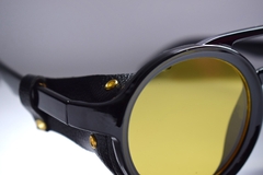 Gafas Apocaliptic Yellow en internet