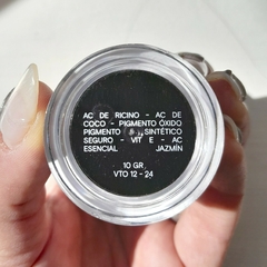 Sombras en crema Negra - comprar online