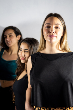 Blusa "Ferrara" Kumari en internet