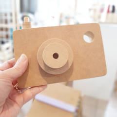 Camara de Fotos de Madera