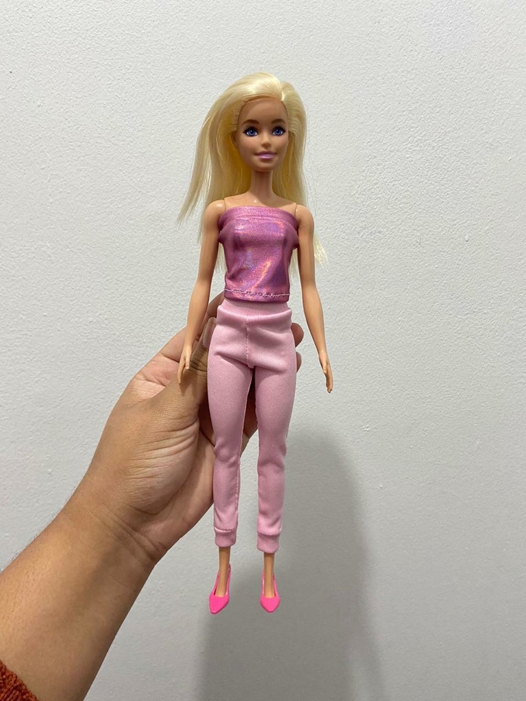 Roupa P/ Boneca Barbie + 2 Sapatos Roupinha Fashion Chic 02f