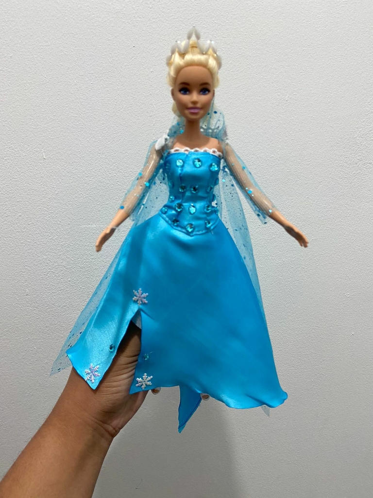 Kit Com 10 Roupinhas Roupas Para Boneca Barbie Frozen