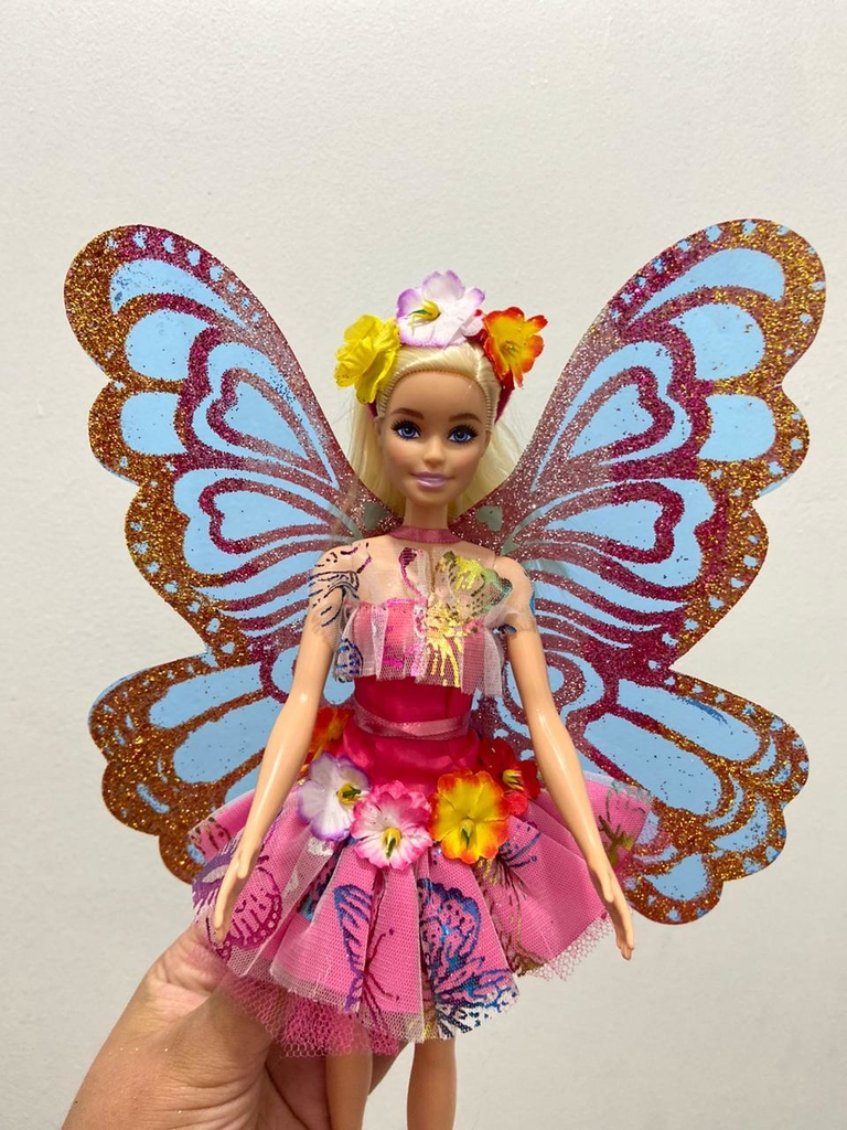 Boneca borboleta linda estilo barbie
