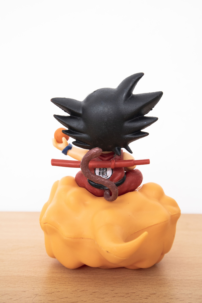Figura Banpresto Goku En Nube Voladora – Dragon Ball Z De 16 Cm, Edición Limitada Con Base Y Caja Original