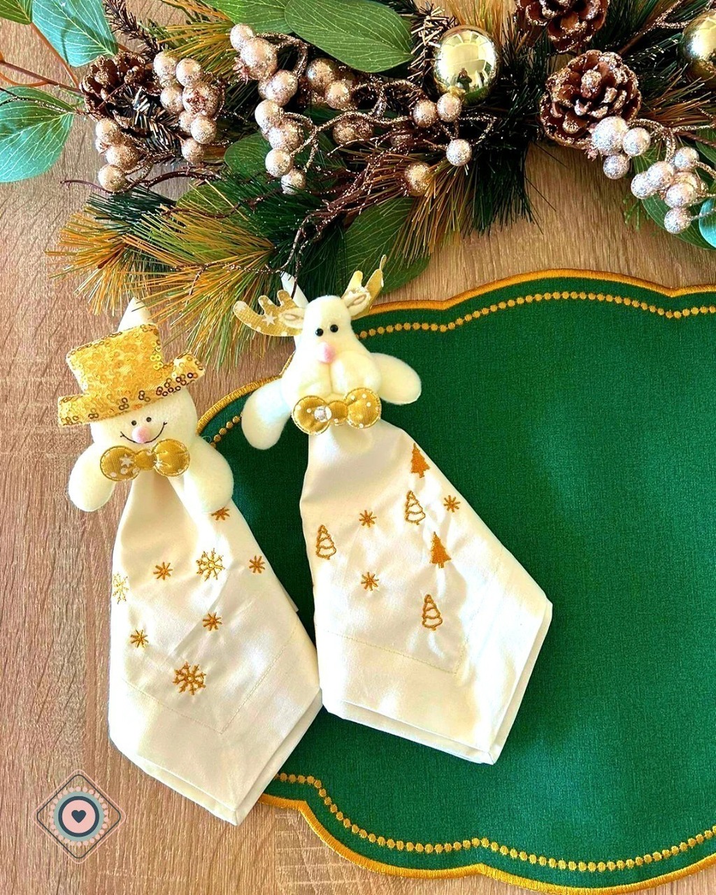 Servilleta Bordada Navidad Reno Edward Boutross | 100% Algodón | Pieza Única Vintage