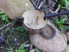 Peneira Artesanal na casca de coco - comprar online