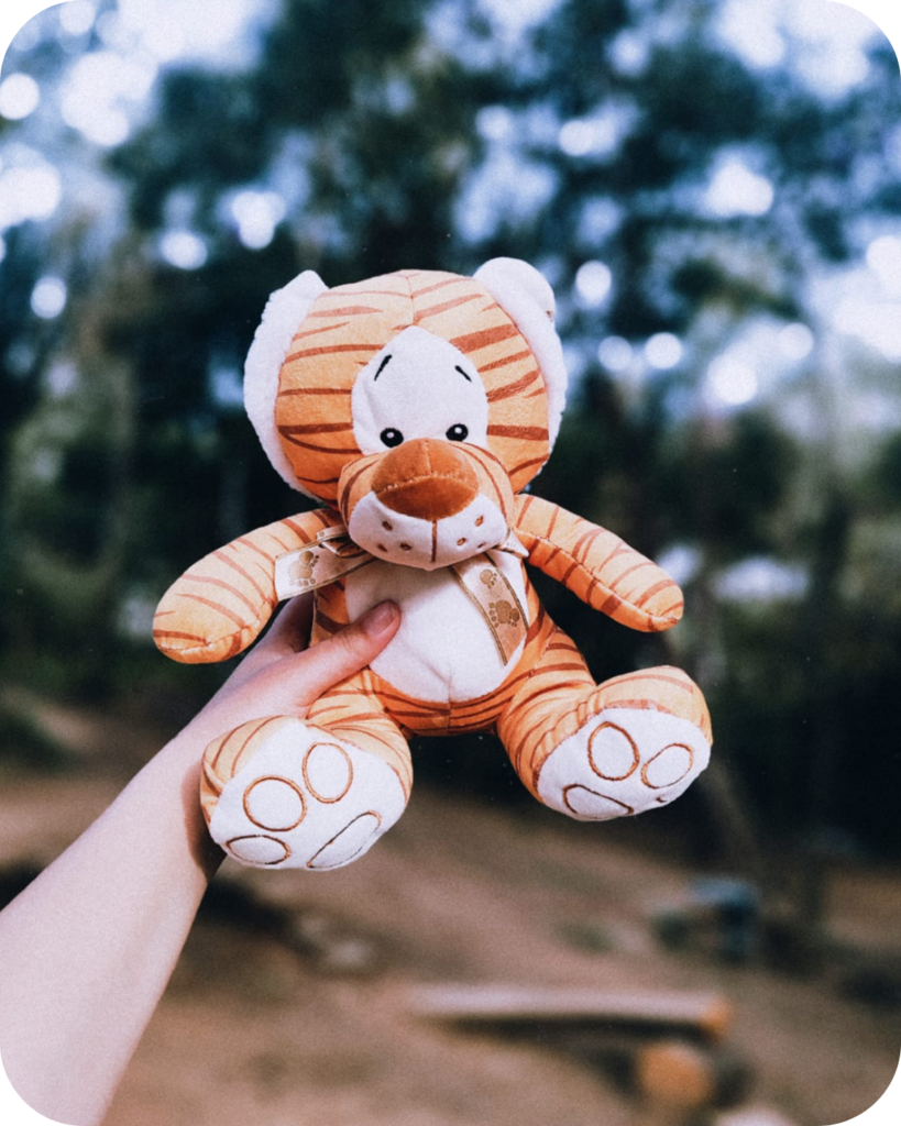 Tigre Fofinho Sentado Com Laço 23cm - Pelúcia- Safári Africa