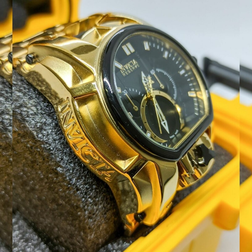 Relógio Masculino Invicta Zeus Magnum Dourado fundo Preto Pulseira