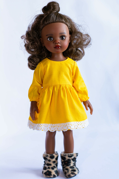Vestido para Paola Reina na internet
