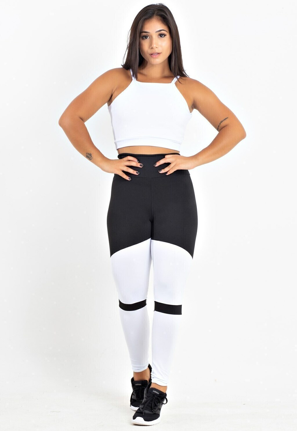 Conjunto Fitness Cropped Preto + Calça Legging com Bolso Tela REF: LX81