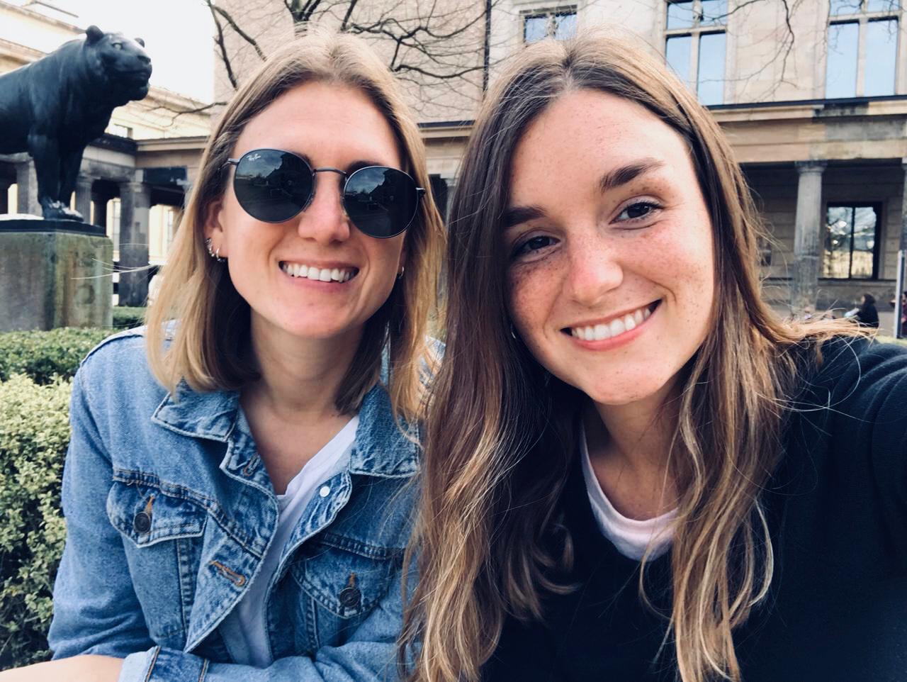 Foto de Epi y Vicky, creadoras de Tienda Gruta