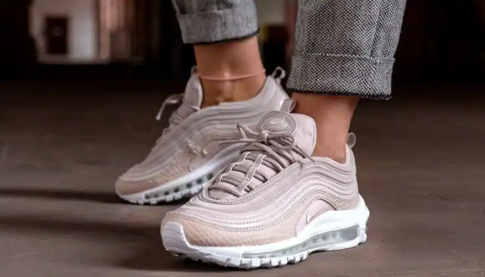 Air max 97 premium rosa hotsell