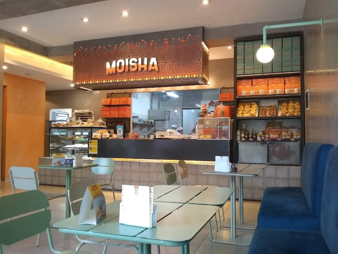 Moisha Villa Urquiza