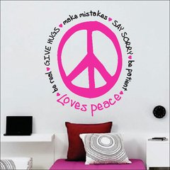 LOVES PEACE