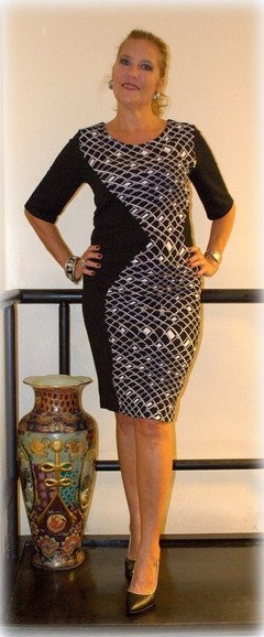 Vestido Fantasía Pico