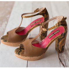 sandalias zapatos plataforma cuero marrón tostado cuero reptil amarillo negro taco alto 
