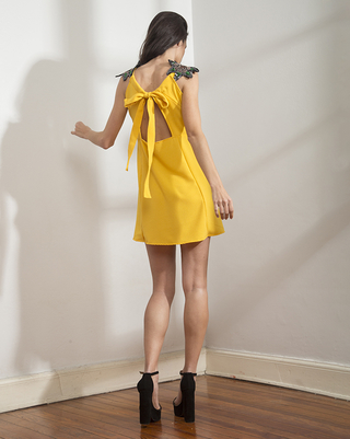 Vestido Naerobi bordado en internet