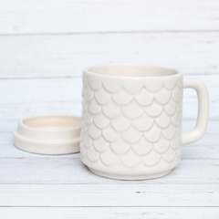 TAZA con TAPA MODELO AGUA - COLOR CRUDO - LINEA INFUSIONES