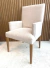 SILLA VESTIDA CON BRAZOS